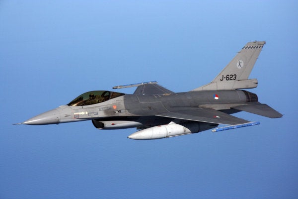 Dutch F-16 fires cannon on itself