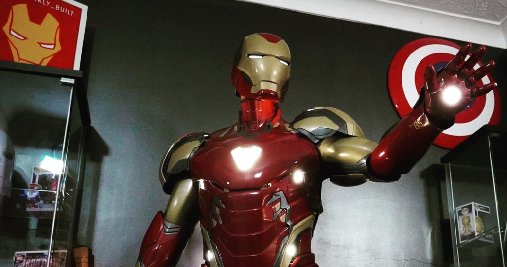 This Airman Created An Outrageously Realistic Iron Man Suit