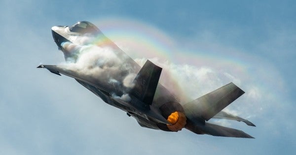 Watch An Air Force F-35 Pull Off Some Insane Maneuvers In The Skies Above Arizona
