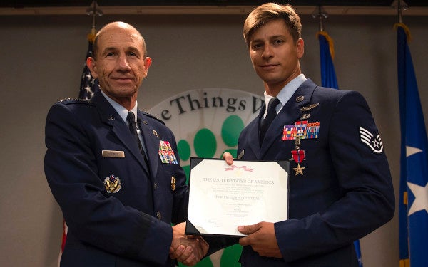 Air Force PJ receives Bronze Star for fighting off Taliban for hours while twice wounded