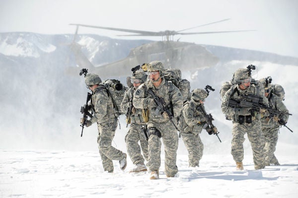 Army Develops Cloth That Could Drastically Improve Cold-Weather Uniforms