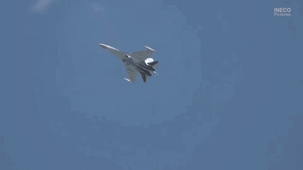 Watch Russia’s Favorite Fighter Jet Pull Off The Most Insane Aerobatics We’ve Ever Seen
