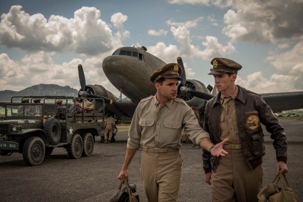 Hulu&#8217;s &#8216;Catch-22&#8217; is the cynical war series we need right now
