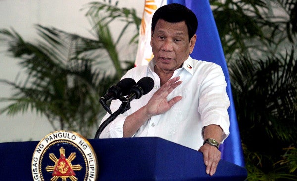 Trash-talking Philippine president threatens war with Canada if they don’t take out the garbage