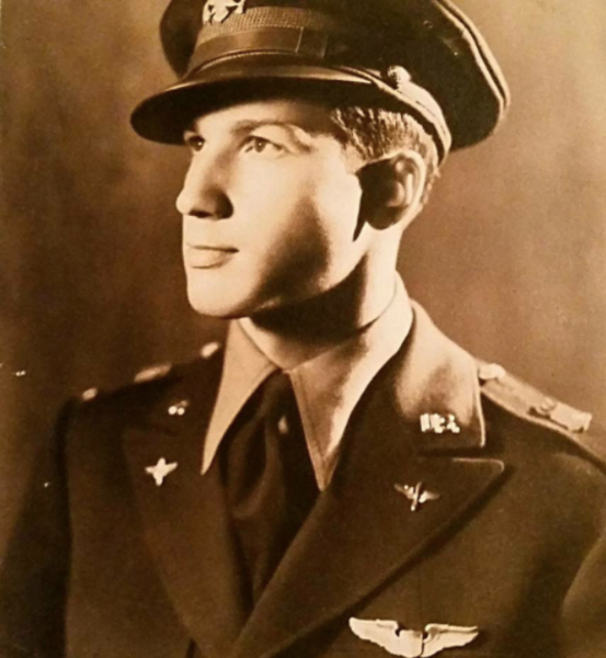 WWII pilot, 9-time Bronze Star recipient, cartoonist— the incredible life of Henry Kent