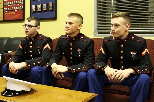 These Marines In Their Dress Blues Chased Down 3 Suspected Thieves
