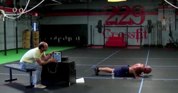 Watch This Police Officer Set The World Record For Doing Terrible Pushups In An Hour