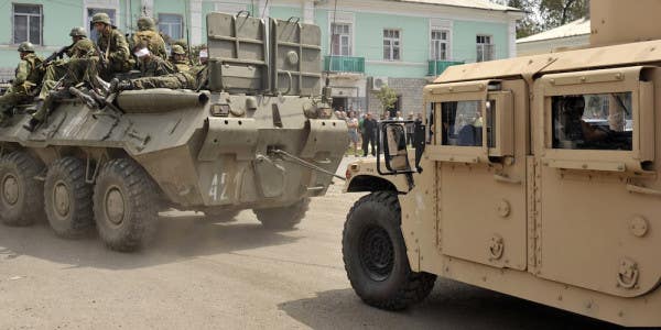 That Time The Russian Military Stole A Bunch Of US Marine Corps Humvees