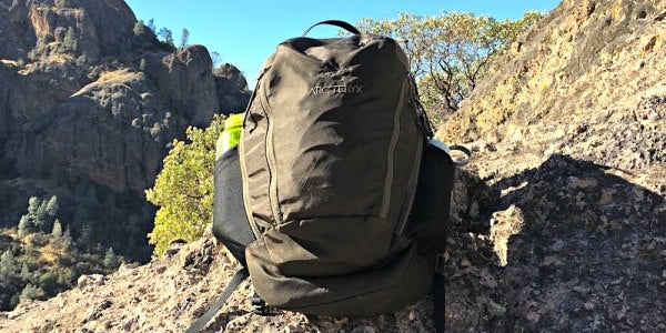 Arc'teryx Mantis 26: Review - The Perfect Pack