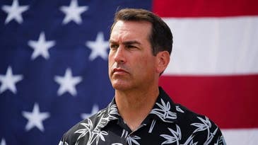5 Questions Only A Veteran Would Ask Rob Riggle