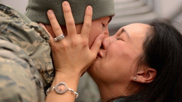15 Things You Only Understand If Your Husband Deployed