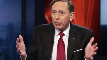 Why Clinton’s Emails Shouldn’t Be Compared To Petraeus’ Case