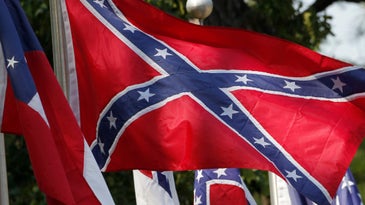 VA Blocks Holiday Display Of Confederate Flags On Cemetery Flagpoles