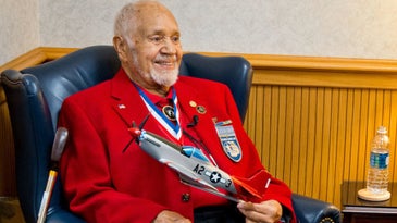 Leo Gray, Tuskegee Airman And Military Pioneer, Dies At 92