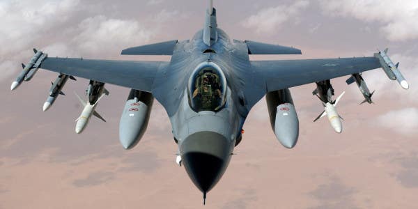 Why Russia And China Still Fear The F-16 Fighting Falcon