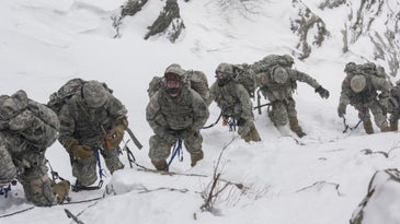 Army Develops Cloth That Could Drastically Improve Cold-Weather Uniforms