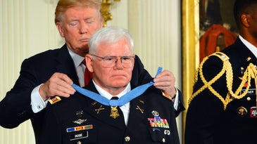 Army Medic Receives Medal Of Honor 47 Years After Secret Mission