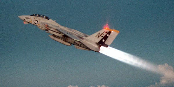 It Looks Like The Legendary F-14 Tomcat Is Making An Appearance In ‘Top Gun 2’