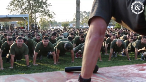 The Marine Corps May Swap Crunches For Planks On PFT