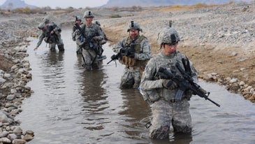 Optimism may protect soldiers against chronic pain, study says