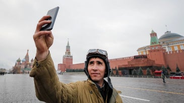 Russia to soldiers: Stop giving away your locations online