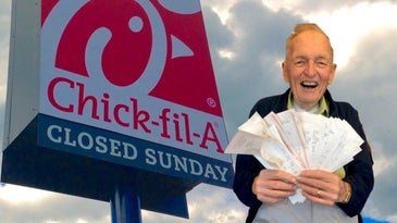 A World War II veteran picked up a $1,500 tab for military families at his local Chick-fil-A