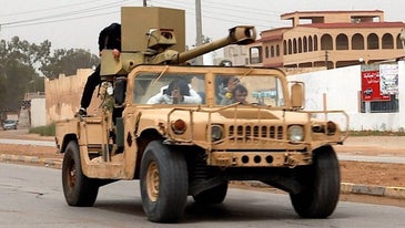 A Libyan militia rigged a Humvee with a monster 90mm cannon