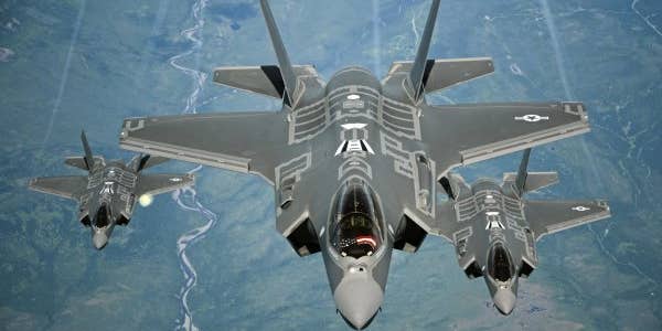 F-35 becomes first fifth-generation aircraft to draw a ‘sky penis’