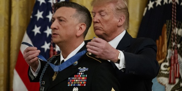 ‘This country is worthy of any sacrifice’ — David Bellavia receives the Medal of Honor