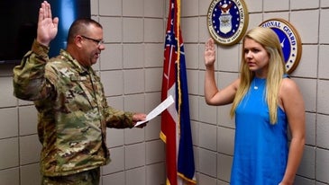 Mississippi beauty queen turned air guardsman who dreamed of being pilot killed in plane crash