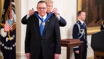 Trump awards retired Army Gen. Jack Keane the Presidential Medal of Freedom