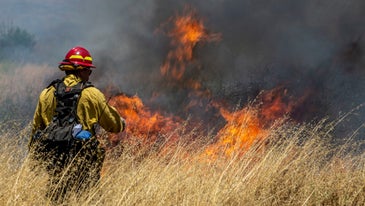 Fires burn more than 8,500 acres at California Marine base