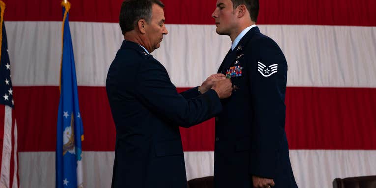 Air Force pararescueman awarded Silver Star for risking his life to save his teammates during Afghanistan firefight