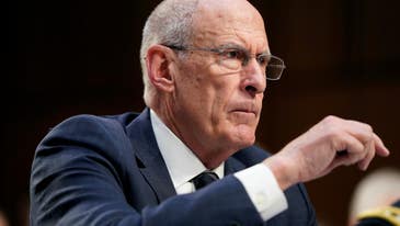 Trump’s top intel chief plans on stepping down