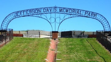 Confederate president's name stripped from iron archway at Fort Monroe