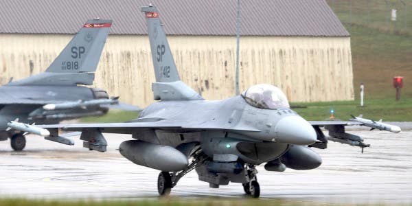 US Air Force F-16 crashes in Germany