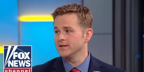 Former Army infantry officer Clint Lorance accuses the Pentagon of throwing him under the bus