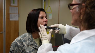 Pentagon advises troops not to use DNA-testing kits