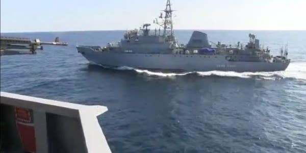 Videos show a Russian warship getting way too close to a US Navy destroyer in the Arabian Sea
