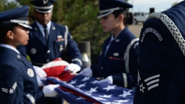 Hundreds of strangers turn up for funeral of unclaimed Air Force vet