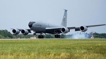 KC-135 carrying middle school girls makes emergency landing at Macdill Air Force Base