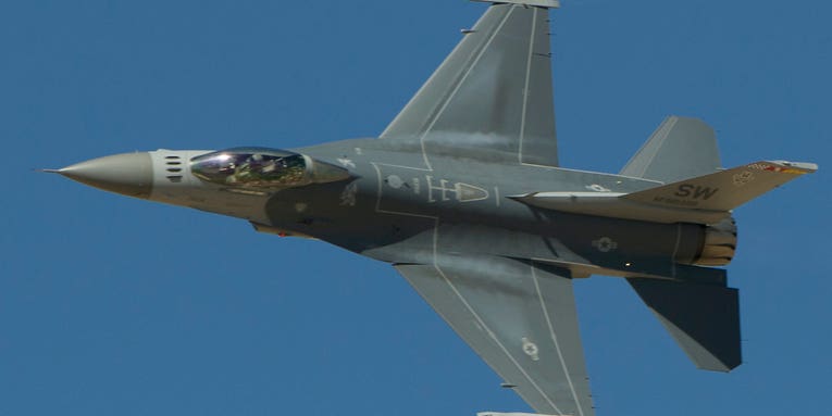 F-16 crashes at Holloman Air Force Base as the surge in Air Force mishaps continues