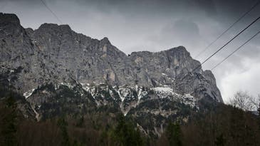 Mountain men train in Germany