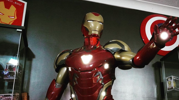 This airman created an outrageously realistic ‘Iron Man’ suit