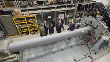The Navy’s Much-Hyped Electromagnetic Railgun May End Up Dead In The Water