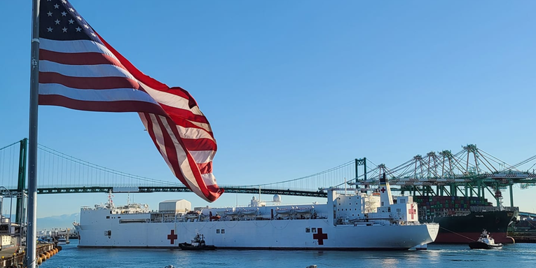 Video shows how COVID-19 positive patients are brought onto the USNS Comfort