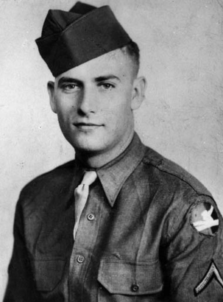 75 years ago, this Medal of Honor recipient braved a ‘death-sown’ minefield to reach 2 injured soldiers
