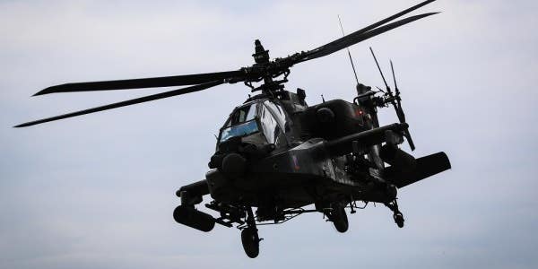 2 Soldiers Killed In An Apache Helicopter Crash During Training