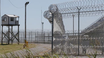 Privatized VA Healthcare Will Look Like the Private Prison Industry