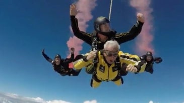91-Year-Old Vet Shows Up Golden Knights By Strapping On A Parachute